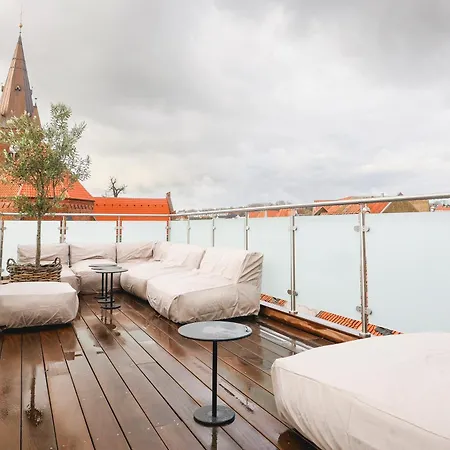 Apartment Penthouse *